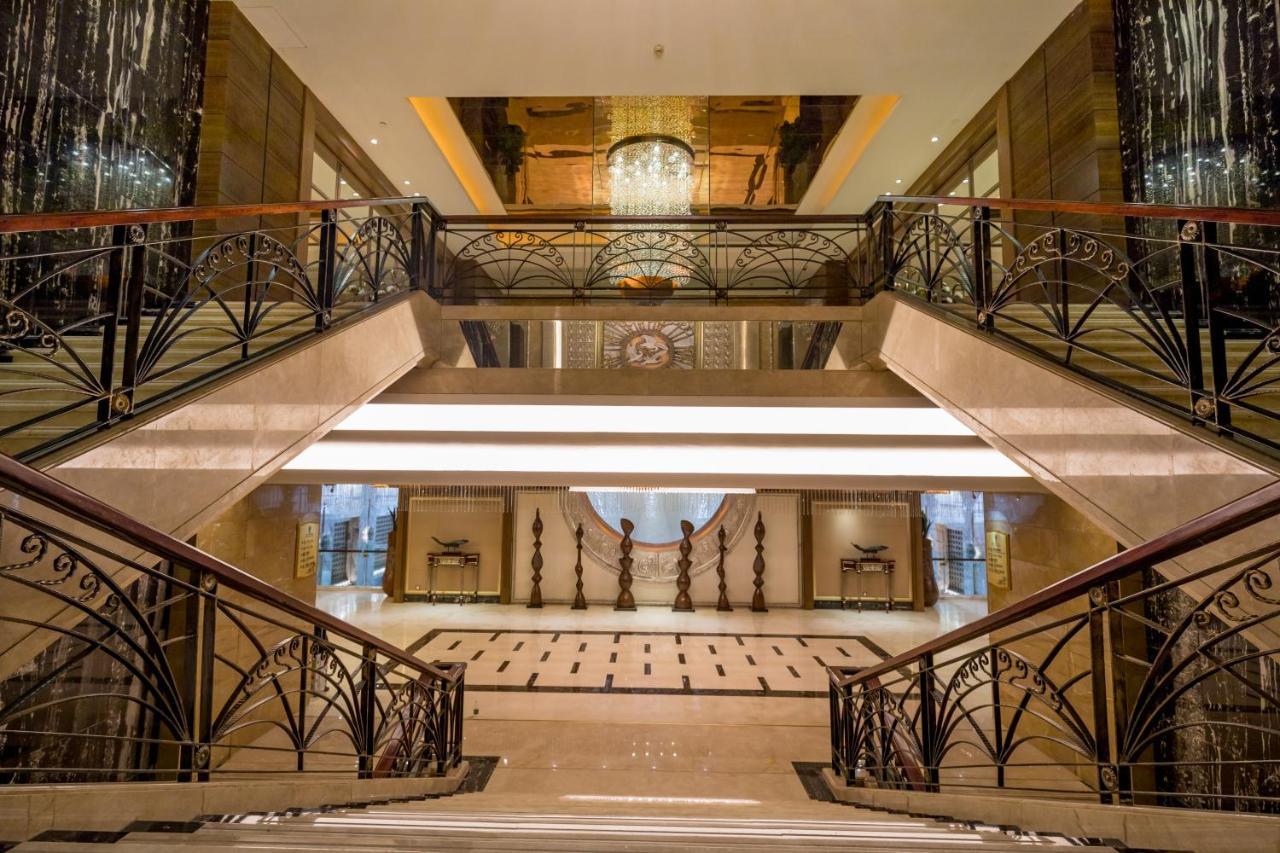 ซันไชน์ โฮเต็ล แอนด์ รีสอร์ต จางเจียจี้ Hotel จางเจียเจี้ย ภายนอก รูปภาพ