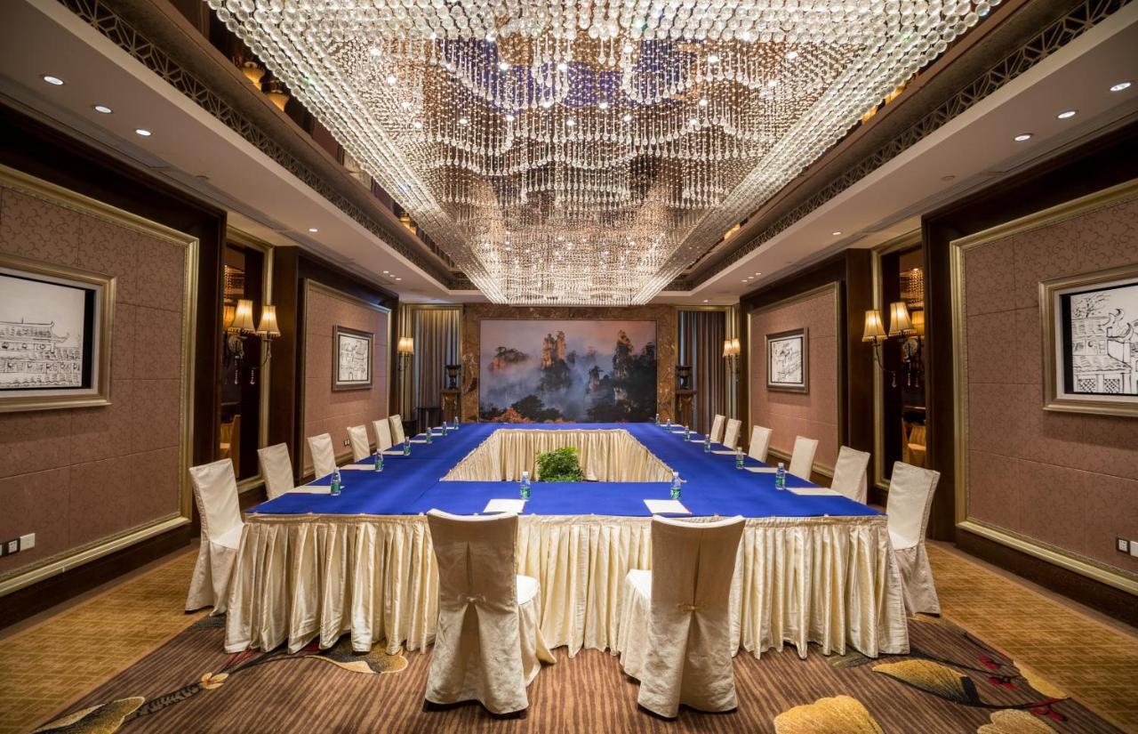 ซันไชน์ โฮเต็ล แอนด์ รีสอร์ต จางเจียจี้ Hotel จางเจียเจี้ย ภายนอก รูปภาพ