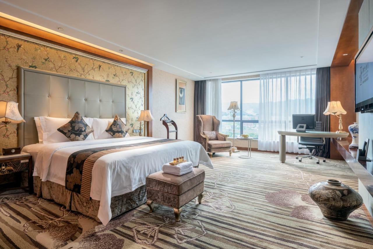 ซันไชน์ โฮเต็ล แอนด์ รีสอร์ต จางเจียจี้ Hotel จางเจียเจี้ย ภายนอก รูปภาพ